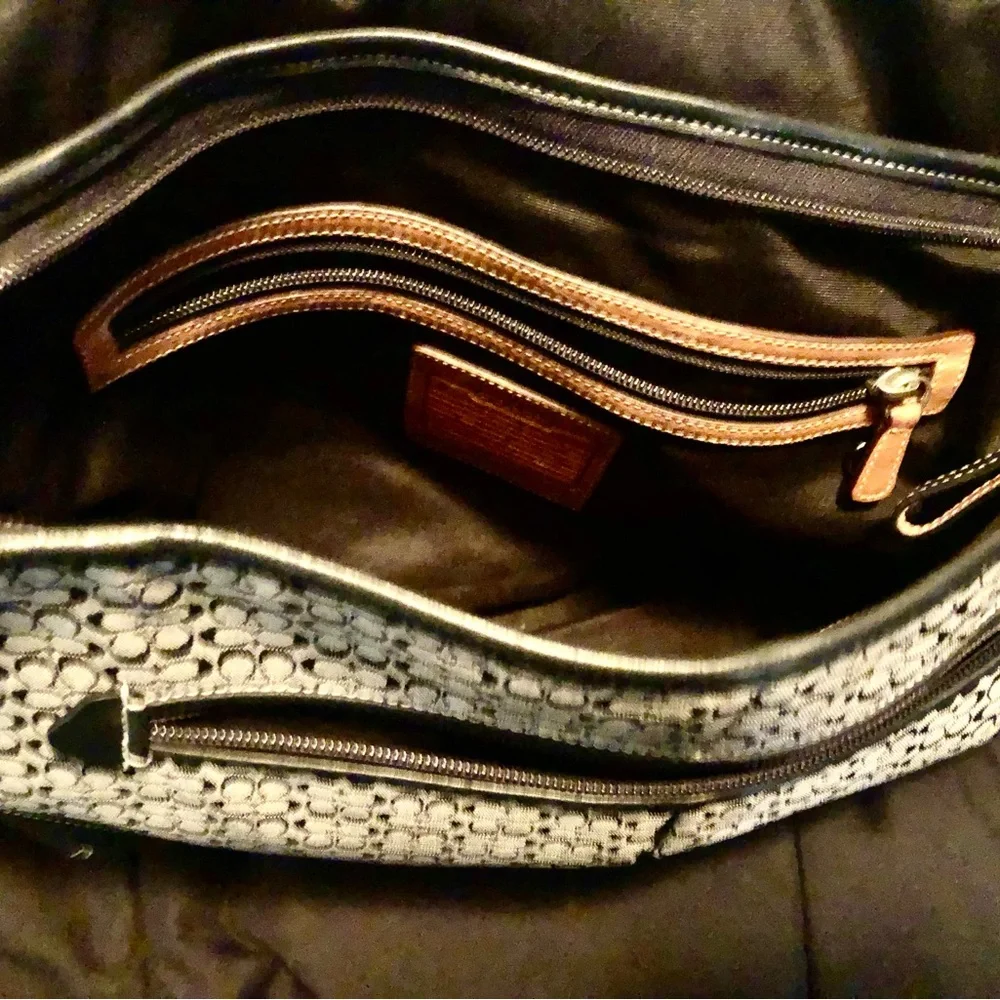 Coach Signature Canvas Messenger Bag in Black and Grey